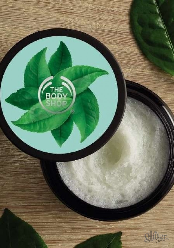 TẨY DA CHẾT DA ĐẦU TEA TREE THE BODY SHOP